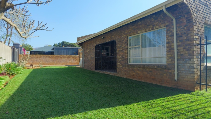 3 Bedroom Property for Sale in Bodorp North West